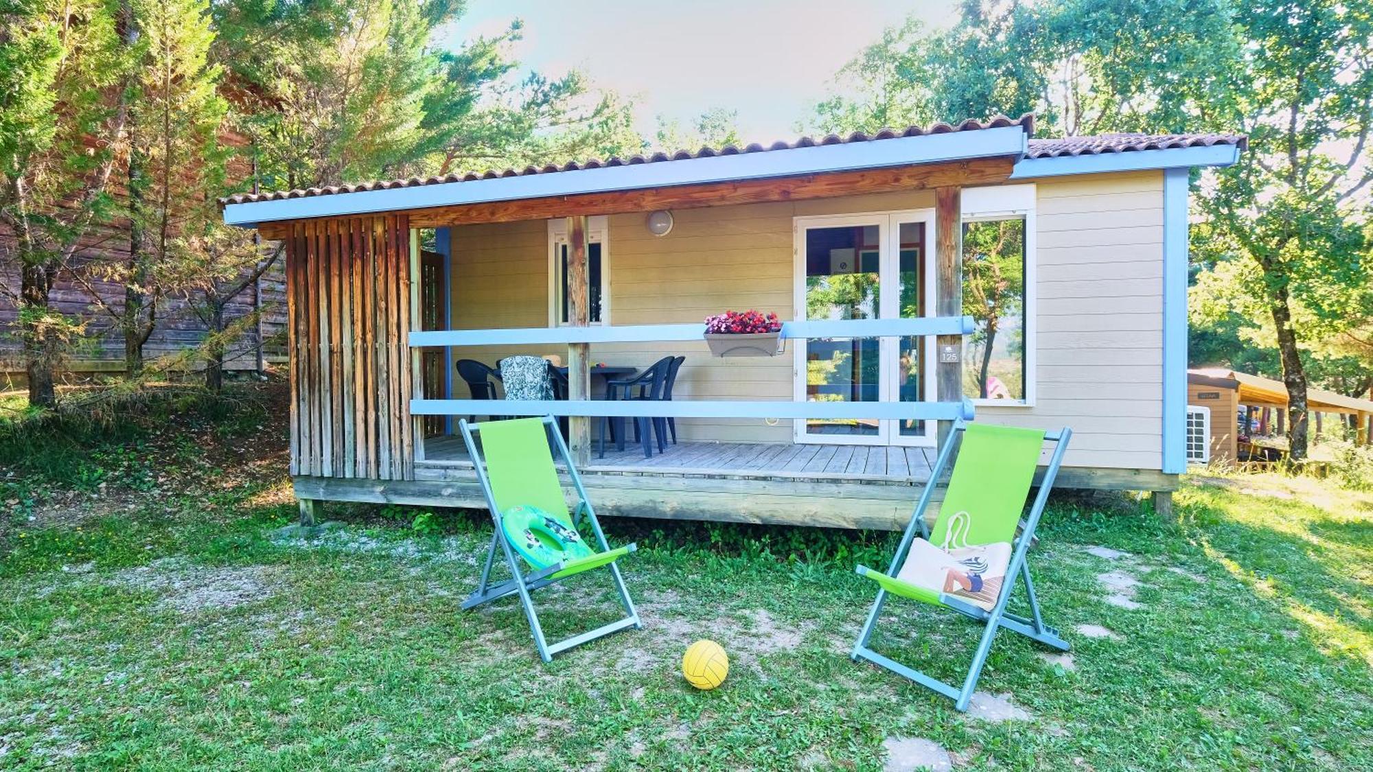 Camping Le Couriou Recoubeau-Jansac エクステリア 写真